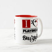 Bass Clef Heart I vind het geweldig om mijn Bouzou Tweekleurige Koffiemok (Voorkant rechts)