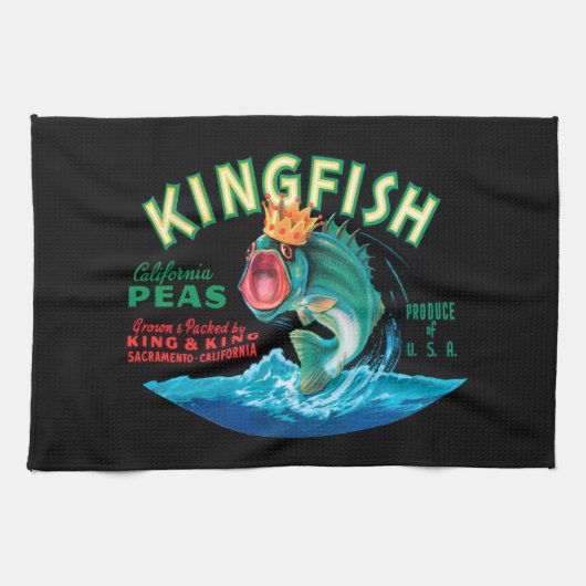 Bass Fish die een kroon op een zwarte achtergrond Theedoek (Horizontaal)