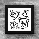 Bass Treble Clef Hart Muziek Patroon Tegel Box Cadeaudoosje<br><div class="desc">Beschikt over een zwart-wit treble clef en bass clef patroon in zwart-wit. Voor meer muziek decor en geschenken bezoek de rest van deze winkel.</div>