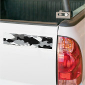 Bass Vissen Black Camo Bumpersticker (Op Truck)