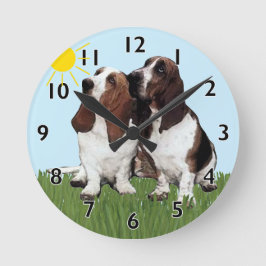 Basset Buddies Clock Ronde Klok