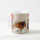 Basset gepantserd met kerstlampjes koffiemok (Voorkant links)