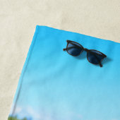 Basset Hond in zonnebril Strandlaken (In situ)