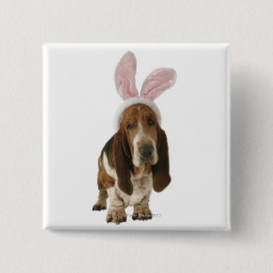 Basset hond met bunny-oren vierkante button 5,1 cm