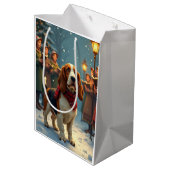 Basset Hound Christmas Carol Singers Painting Medium Cadeauzakje (Achterkant Gekanteld)
