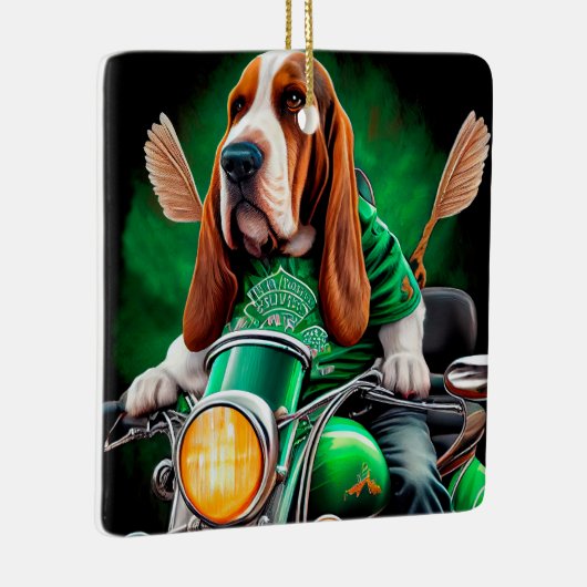 Basset Hound Dog fiets St. Patrick's Day Keramisch Ornament (Rechts)
