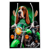 Basset Hound Dog fiets St. Patrick's Day Medium Cadeauzakje (Voorkant)