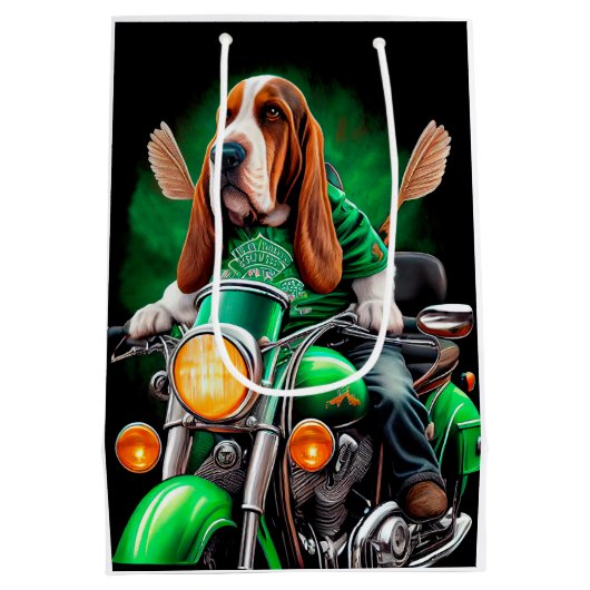 Basset Hound Dog fiets St. Patrick's Day Medium Cadeauzakje (Achterkant)
