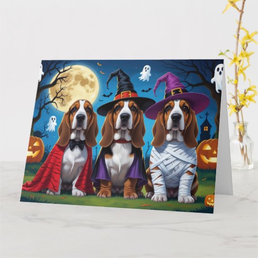 Basset Hound Dogs Pumpkin Halloween Grappig Kaart (Gele Bloem)