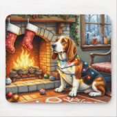 Basset Hound Fireplace with Christmas Lights Muismat (Voorkant)
