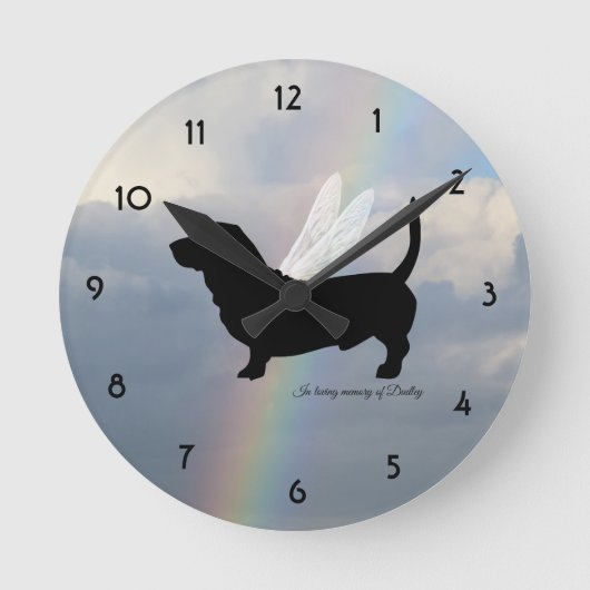 Basset Hound Herembrance Wall Clock Ronde Klok (Voorkant)