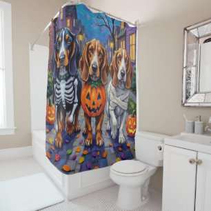 Basset Hound Honden gaan langs voor Trick-or-Treat Douchegordijn