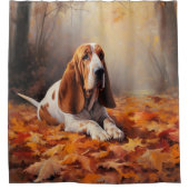 Basset Hound in herfstbladeren Herfst Inspire Douchegordijn (Voorkant)