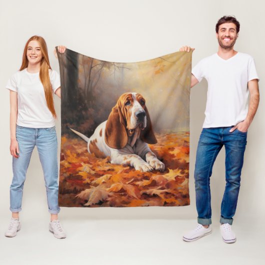 Basset Hound in herfstbladeren Herfst Inspire Fleece Deken (In situ)
