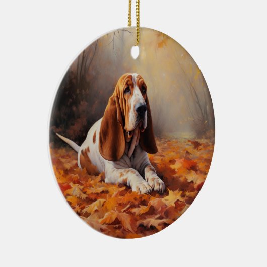 Basset Hound in herfstbladeren Herfst Inspire Keramisch Ornament (Rechts)