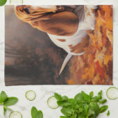 Basset Hound in herfstbladeren Herfst Inspire Theedoek (Gevouwen)