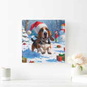Basset Hound Kerst Feestelijke Sneeuwscène Vierkante Klok (Huis)