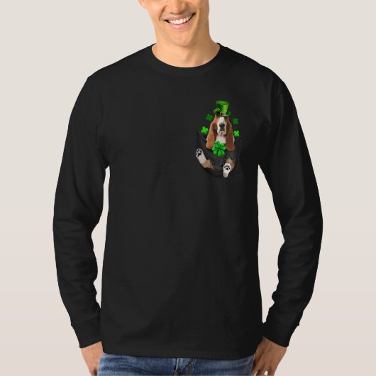 Basset Hound Leprechaun in Pocket St. Patrick's Da T-shirt (Voorkant)