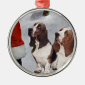 Basset Hound Met Kerstmis Metalen Ornament (Voorkant)