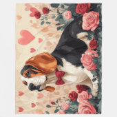 Basset Hound met Rozen - Valentijnsdag Fleece Deken (Voorkant)
