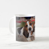 Basset Hound Puppies KoffieMok (Voorkant links)