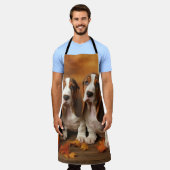 Basset Hound Puppy Herfst Verrukking Pompoen Schort (Gedragen)