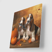 Basset Hound Puppy Herfst Verrukking Pompoen Vierkante Klok (Hoek)