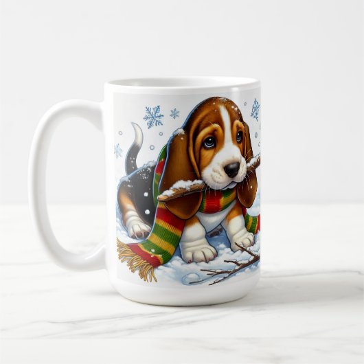 Basset Hound Puppy in de sneeuw met sjaal en tak Koffiemok (Links)