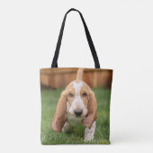 Basset Hound Puppy Loopt Tote Bag (Achterkant)