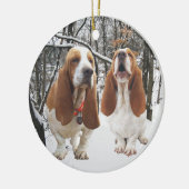 Basset Hound Snowy Bossen kerstversiering Keramisch Ornament (Links)
