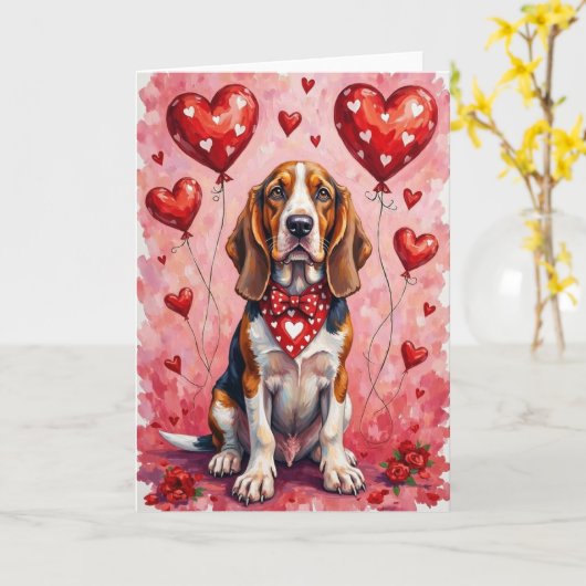 Basset Hound Valentine’s Day Dog with Hearts Red Kaart (Gele Bloem)