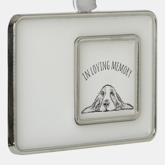 basset hound zwart wit simpele puppy hondenogen  verzilverd omlijst ornament (Rechts)