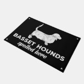 Basset Hounds hier gesproken Deurmat (Schuin)