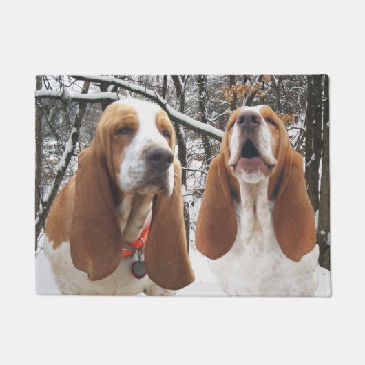Basset Hounds Snowy Bossen Deurklep Deurmat (Voorkant)