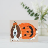 Basset in Pumpkin Suit Briefkaart (Staand voorkant)