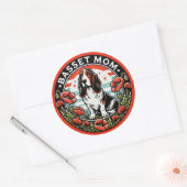 Basset Moeder Ronde Sticker (Envelop)