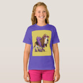 Basset op Roller Schaatsen, door Natasha Us T-shirt (Voorkant volledig)