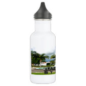Basseterre Waterfles (Links)