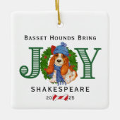 Bassett Hounds brengen vreugde Keramisch Ornament (Voorkant)