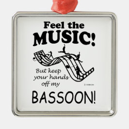 Bassoon voelt de muziek metalen ornament