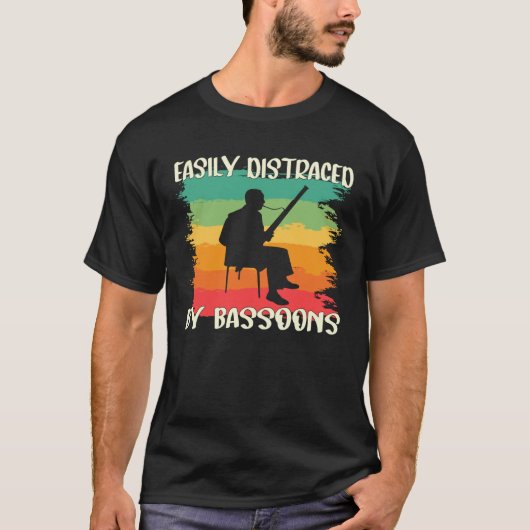 Bassoonist Easily Distracted by Bassoons  1 T-shirt (Voorkant)