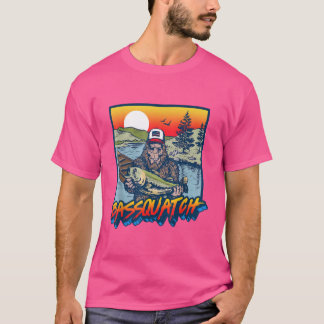 Bassquatch Funny Bass Fishing Sasquatch Retro 80s T-shirt