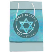 Bat Mitswa Blue Opal Magen David gepersonaliseerd Medium Cadeauzakje (Voorkant)