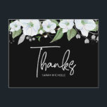 Bat Mitzvah Black Silver Script Floral bedankt Briefkaart<br><div class="desc">Zorg ervoor dat je favoriete Bat Mitzvah haar waardering show aan iedereen die haar mijlpaalevenement heeft ondersteund! Stuur dit verfijnde, gepersonaliseerde dank u briefkaart! Een chique, prachtige, witte en gouden glitter floral waterverf met faux gold folie script typografie en wit san serif type overlays een dramatische zwarte achtergrond. Een gouden...</div>