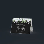 Bat Mitzvah Black Silver Script Floral Waterverf Bedankkaart<br><div class="desc">Zorg ervoor dat je favoriete Bat Mitzvah haar waardering show aan iedereen die haar mijlpaalevenement heeft ondersteund! Stuur deze verfijnde, gepersonaliseerde bedankkaart! Een chique, prachtige, witte en faux silver glitter floral waterverf, faux silver folie handgeschreven script en white sans serif typografie overlay een dramatische zwarte achtergrond. Extra waterverf bloemen en...</div>