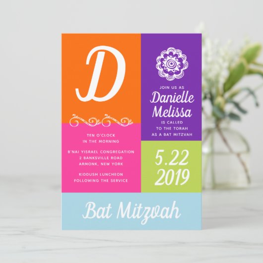Bat Mitzvah Color Block Invitation Kaart (Staand voorkant)