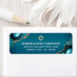 Bat Mitzvah Gold Turquoise Ombre Agaat Adres Etiket<br><div class="desc">Wees trots, verheug je en vier deze mijlpaal van je favoriete Bat Mitzvah wanneer je dit coole, unieke, moderne, gepersonaliseerde retour adreslabel gebruikt! Vet, wit sans serif typografie en een faux gold Star of David overlay een diep turquoise blauwgroen blauw ombre achtergrond met turquoise blauw agaat geaccentueerd met faux gouden...</div>