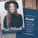 Bat Mitzvah Modern Aangepaste Foto Kaart<br><div class="desc">Dit ontwerp is samengesteld uit een afspeelbaar cursief script dat wordt tegengegaan door eenvoudige san serif typografie. Dit ontwerp is modern en eenvoudig. Voeg foto-afbeelding toe. Hier te vinden op: http://www.zazzle.com/store/selectpartysupplies</div>