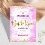 Bat Mitzvah moderne chic gold folie roze waterverf Kaart<br><div class="desc">Wees trots, blij en toon deze mijlpaal van je favoriete Bat Mitzvah! Verzend dit verbluffende, moderne, dunne gouden faux folie en glitter stippen en typografische manuscript tegen een roze achtergrond van de waterverf, gepersonaliseerde uitnodiging voor een gebeurtenis om zich te herinneren. Pas de douanetekst met de naam, de datum, en...</div>