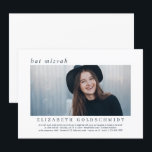 Bat Mitzvah  | Moderne eenvoudige elegante foto Kaart<br><div class="desc">Bestaat uit eenvoudige rechte lijsten met klassieke serindien-typografie. Allemaal tegen een simpele achtergrond. Deze elementen zijn eenvoudig,  tijdloos en klassiek. Voeg een douanefoto (het beste met horizontale foto's) toe

Hier beschikbaar:
http://www.zazzle.com/store/selectpartysupplies</div>